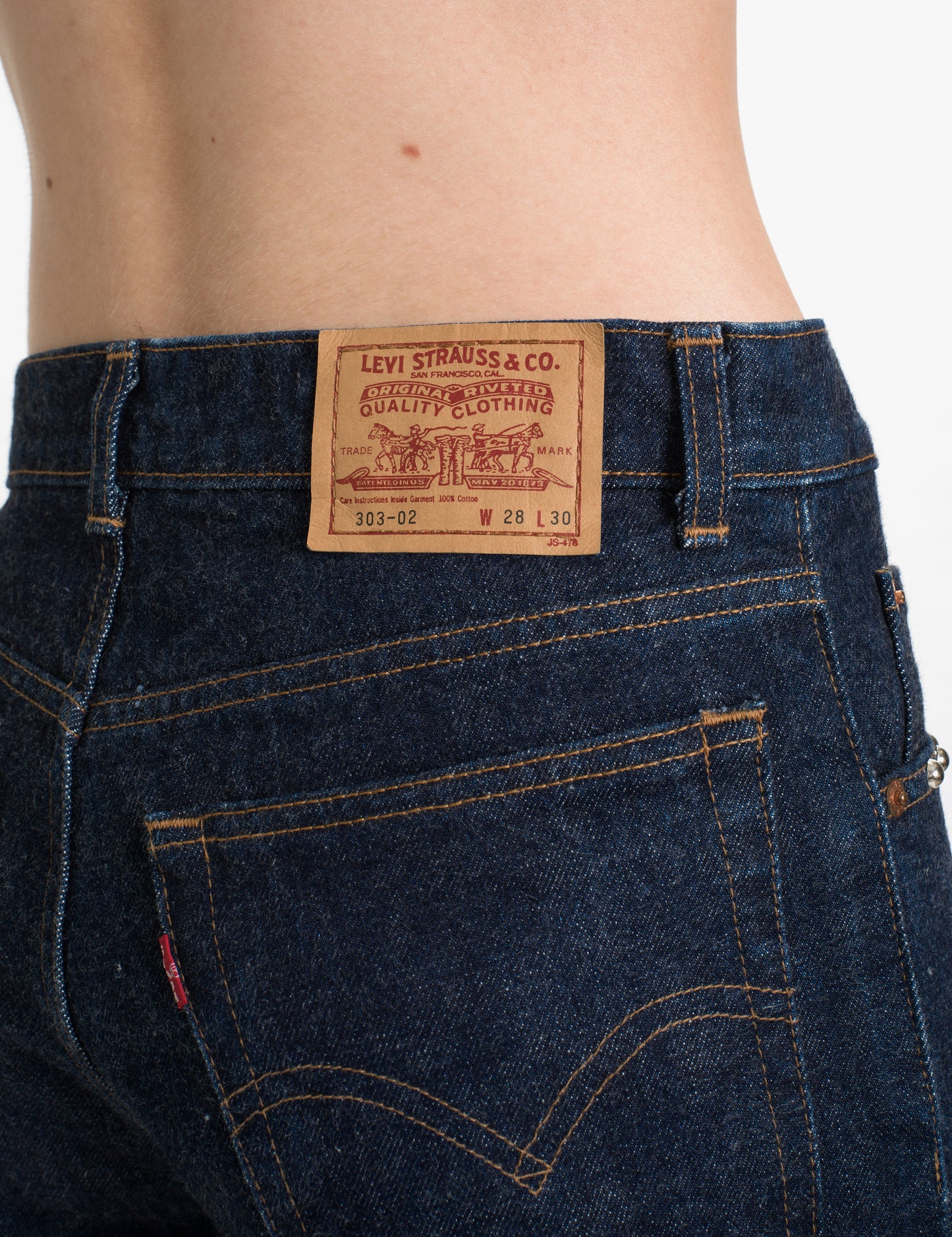 LEVI'S 80'S JEANS WITH STUDDED POCKETS MADE IN JAPAN
